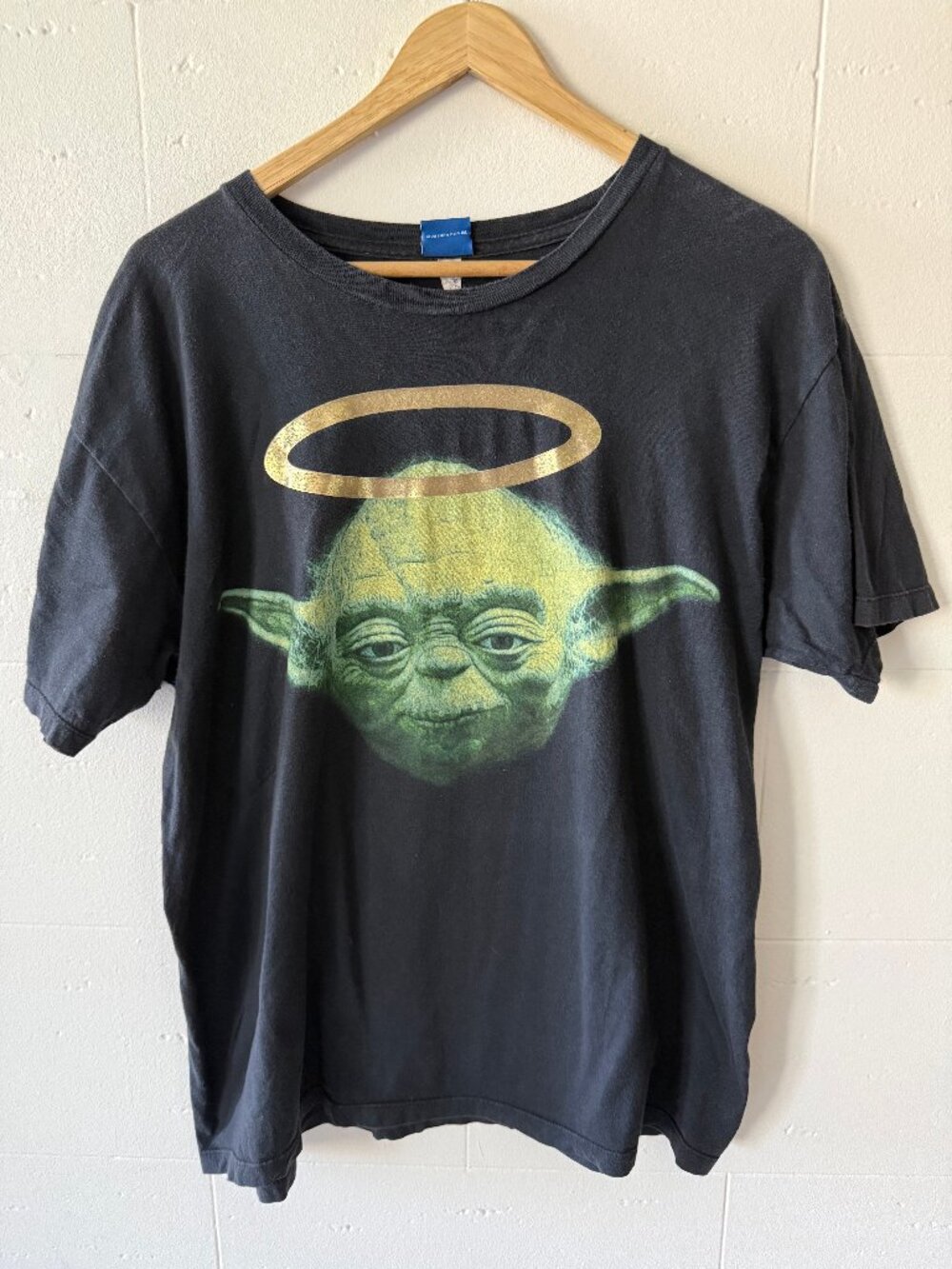 Star Wars | Black Yoda Halo Graphic Short Sleeve T-Shirt | Streetwear | Large